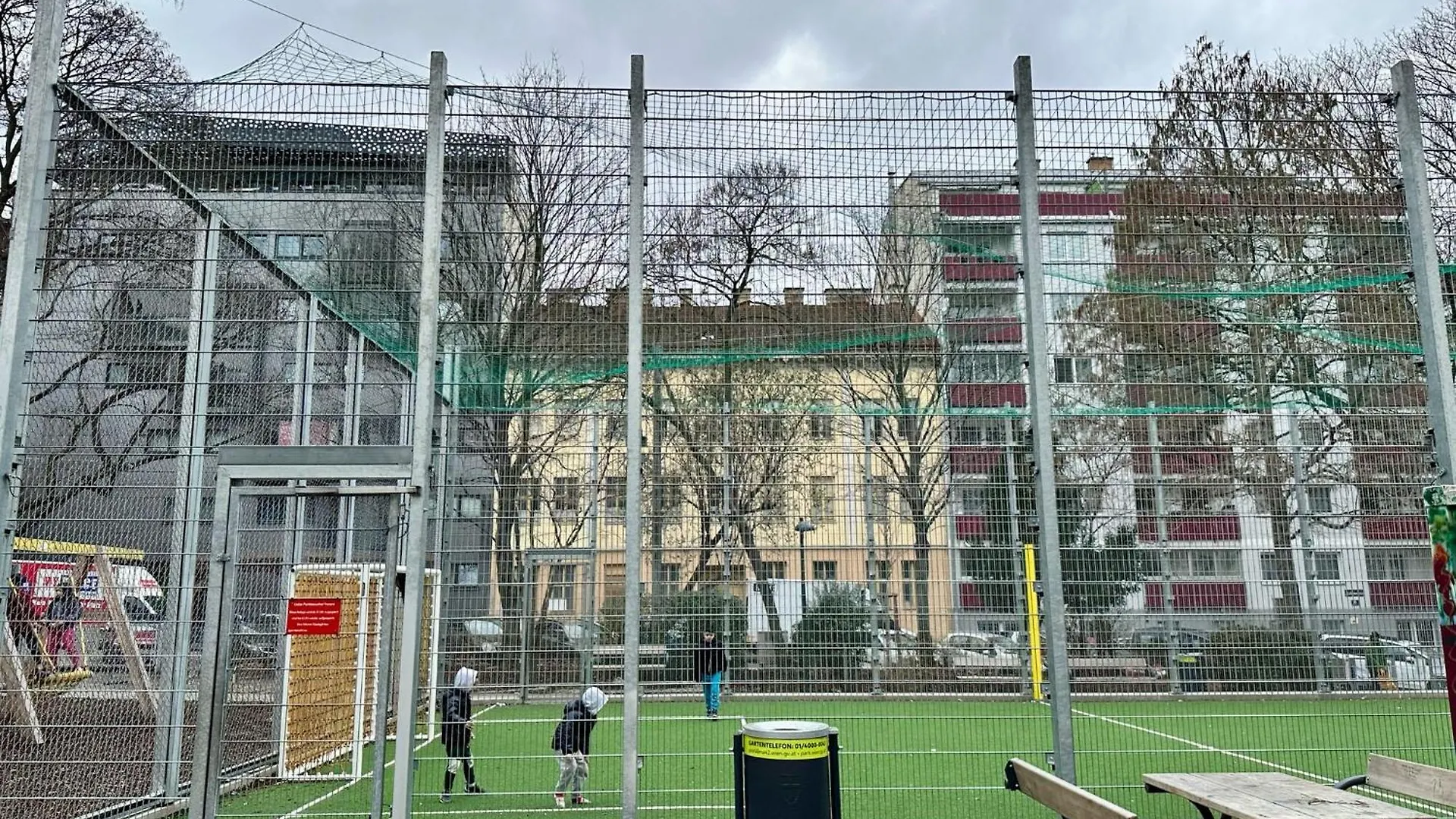 Spacious Central 4-Room Apartment For 6 Person - Near Subway Vienna